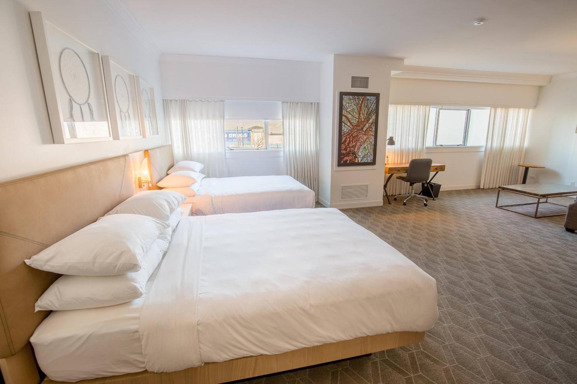 Delta By Marriott Hotel 4*